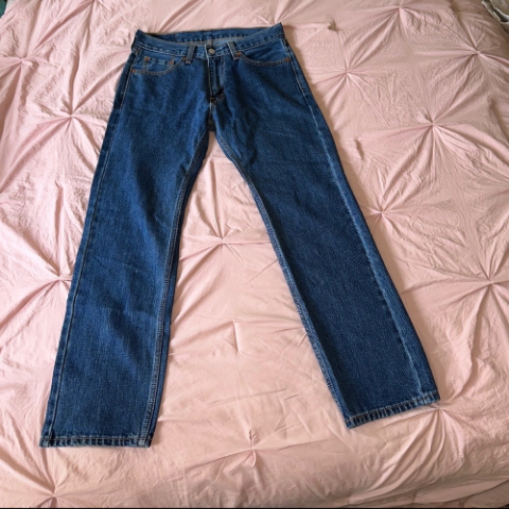 Levi's 505 blue jeans